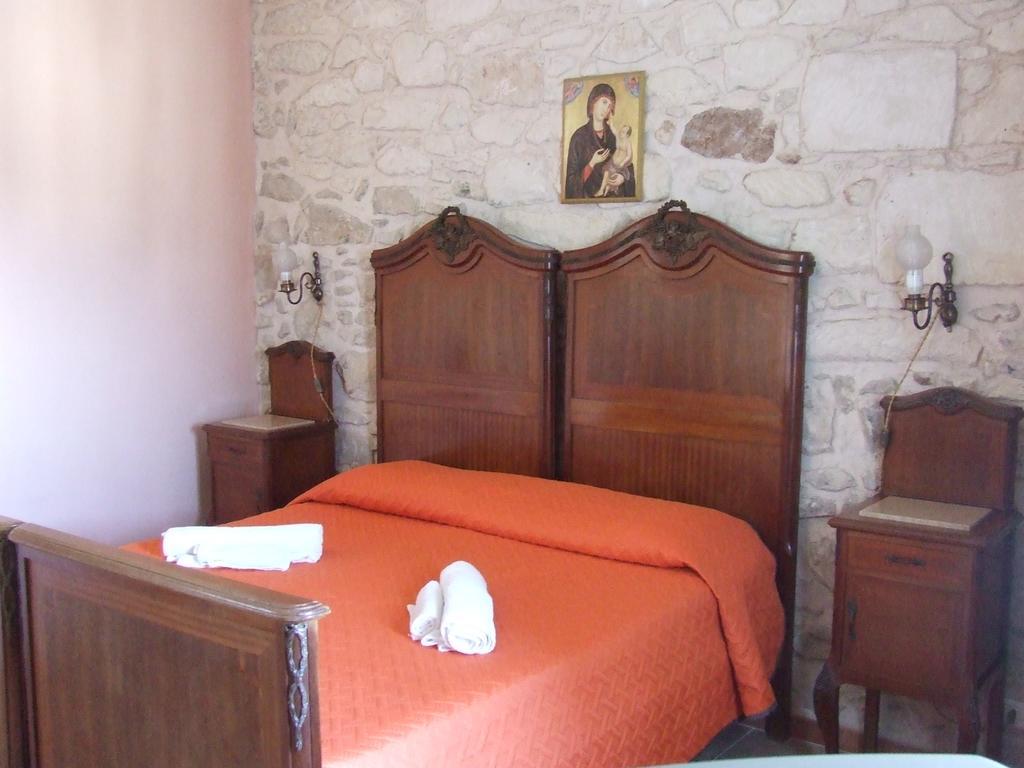 Finestre Su Ibla Bed & Breakfast Ragusa Exterior foto